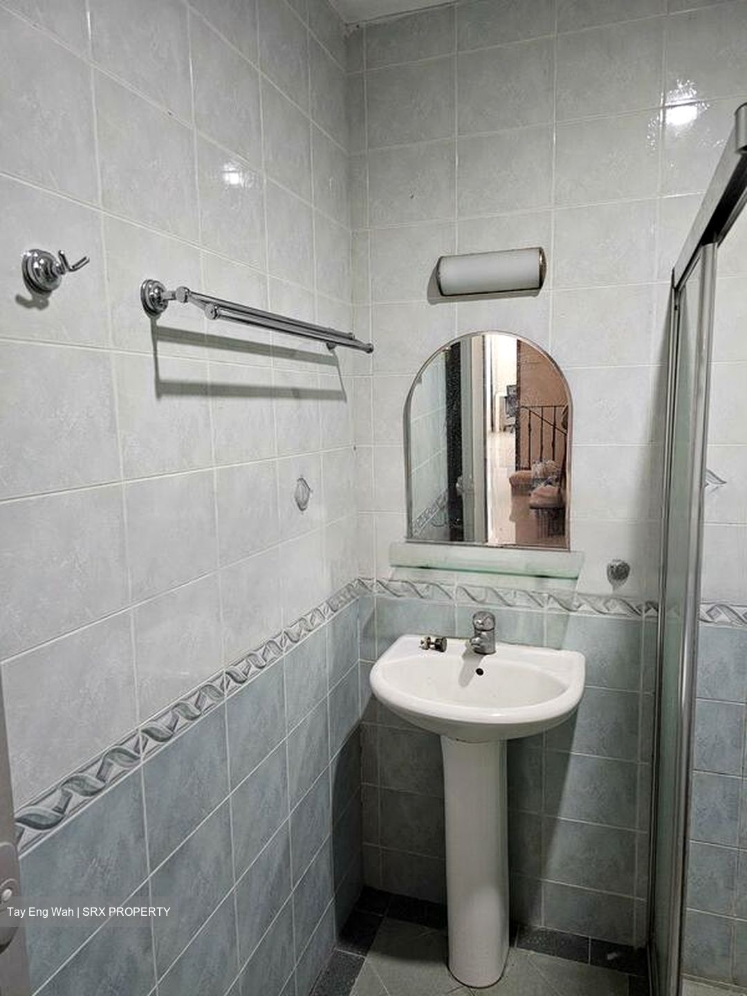 Lorong 104 Changi (D15), Terrace #470258511